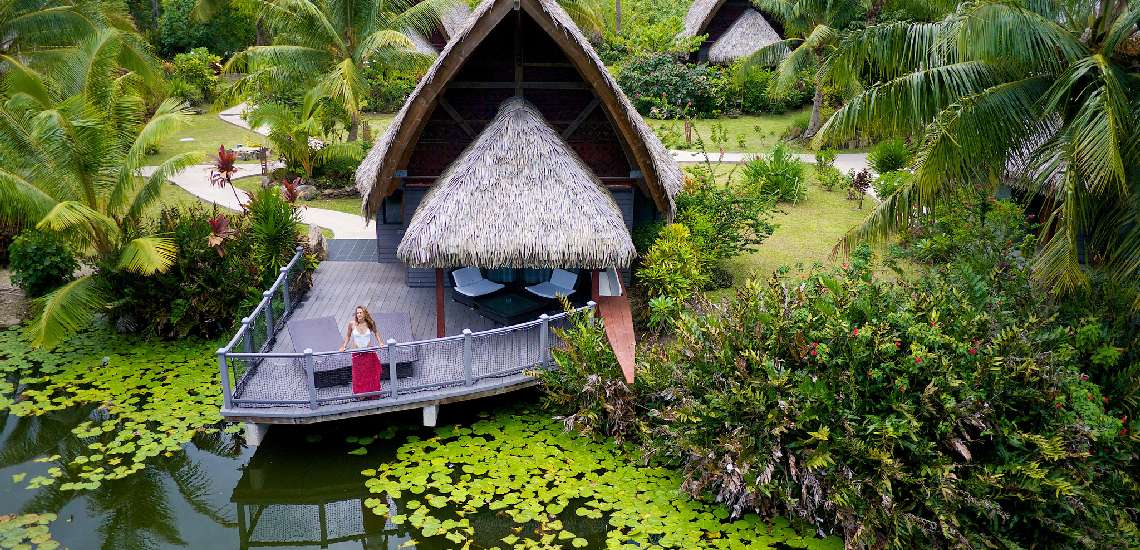 https://tahititourisme.travel/wp-content/uploads/2017/12/premium-bungalows-lake-_16767319042_o_600.jpg