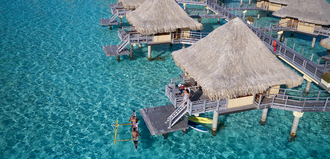 https://tahititourisme.travel/wp-content/uploads/2019/09/2-InterContinental-Bora-Bora-Le-Moana-Resort-Cover-B-1140550.jpg