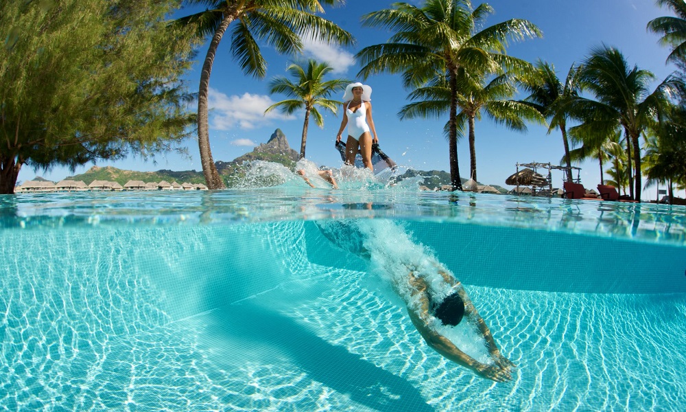 https://tahititourisme.travel/wp-content/uploads/2019/12/2-InterContinental-Bora-Bora-Resort-and-Thalasso-Spa-2.jpeg