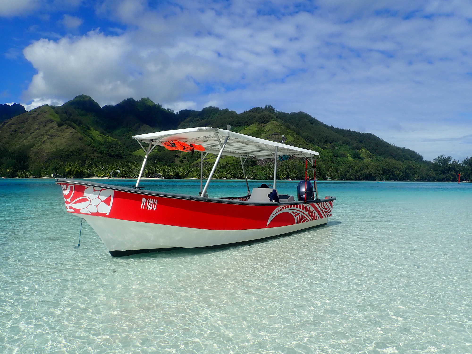 https://tahititourisme.travel/wp-content/uploads/2020/09/Boat-Hinaloa.jpg