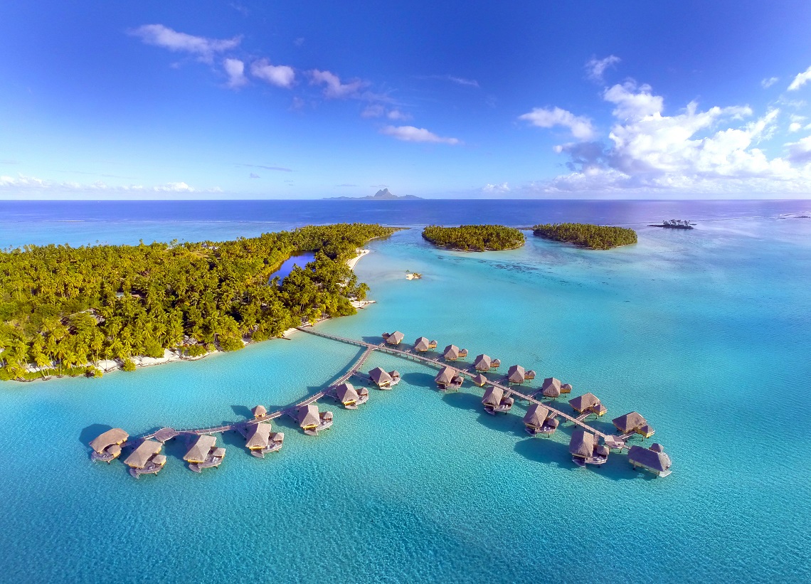 https://tahititourisme.travel/wp-content/uploads/2023/04/LA-TAHAA-AERIAL.jpg