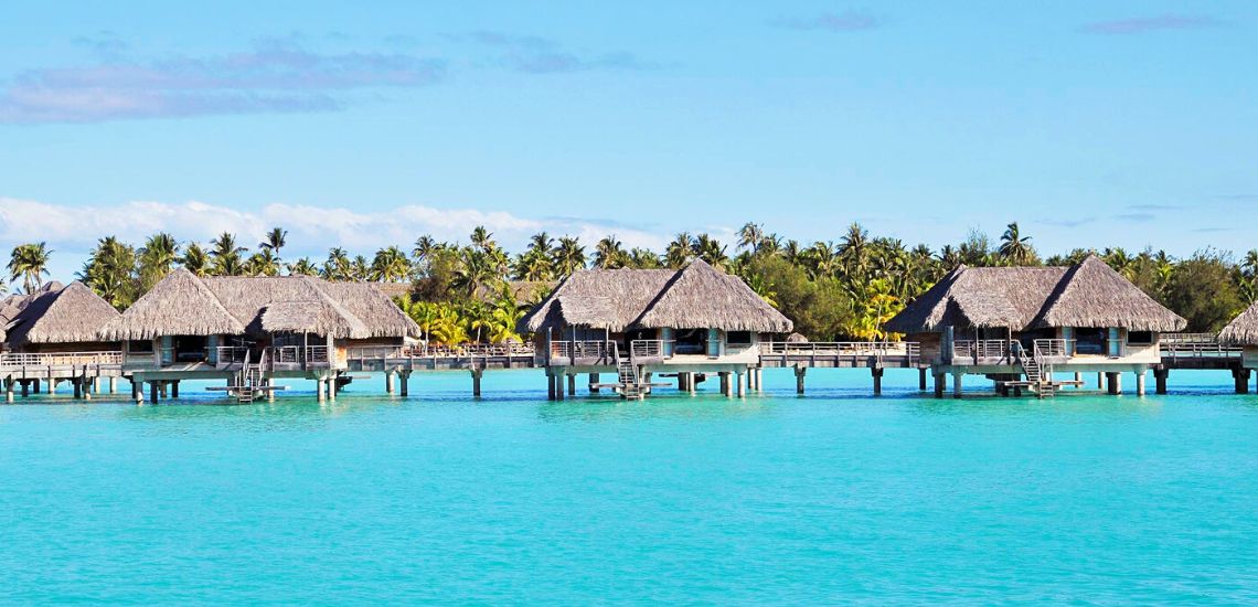 https://tahititourisme.travel/wp-content/uploads/2023/04/Sejour-Luxe-Polynesie-–-Hotel-Intercontinental-Bora-Bora-Resort-Thalasso-Spa-5-20.jpg