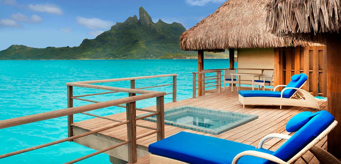 https://tahititourisme.travel/wp-content/uploads/2023/04/Sejour-Luxe-Polynesie-–-The-St.-Regis-Bora-Bora-Resort-5-5.jpg