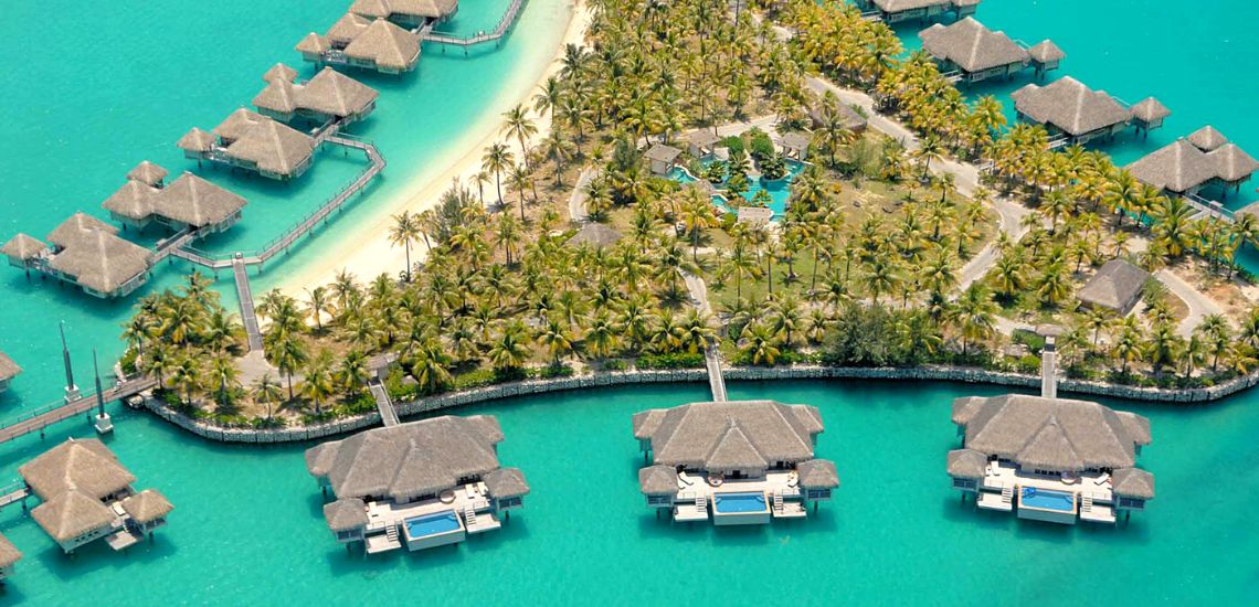 https://tahititourisme.travel/wp-content/uploads/2023/04/Sejour-Luxe-Polynesie-–-The-St.-Regis-Bora-Bora-Resort-5-8.jpg