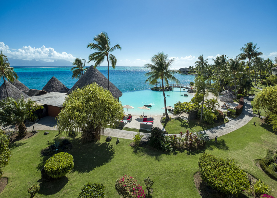https://tahititourisme.travel/wp-content/uploads/2023/05/IC-Tahiti-Panoramic-Ocean-Garden-view-Family-Tahiti-Vacation-1-1-1.jpg