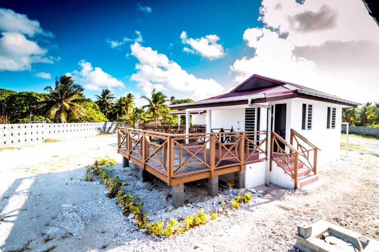 Rangiroa Tranquil Guesthouse Retreat by Far & Away